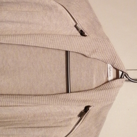 Cardigan - Picture 2 of 3